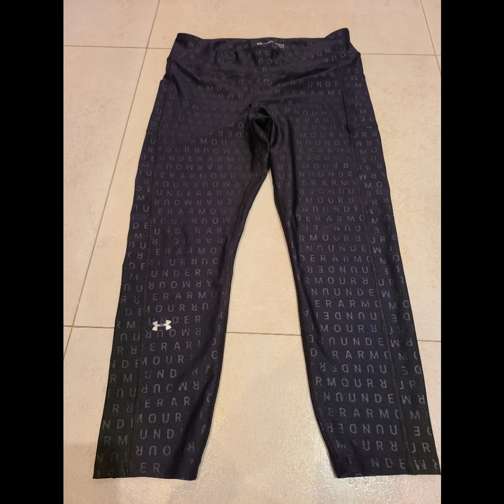 Under Armour 7/8 leggings - pre used